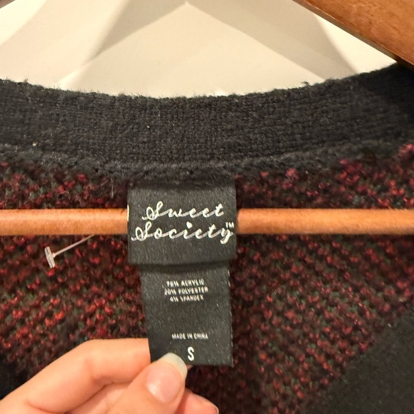 Hot Topic Black Cardigan with Red Strawberry Pattern - Picture 5 of 6